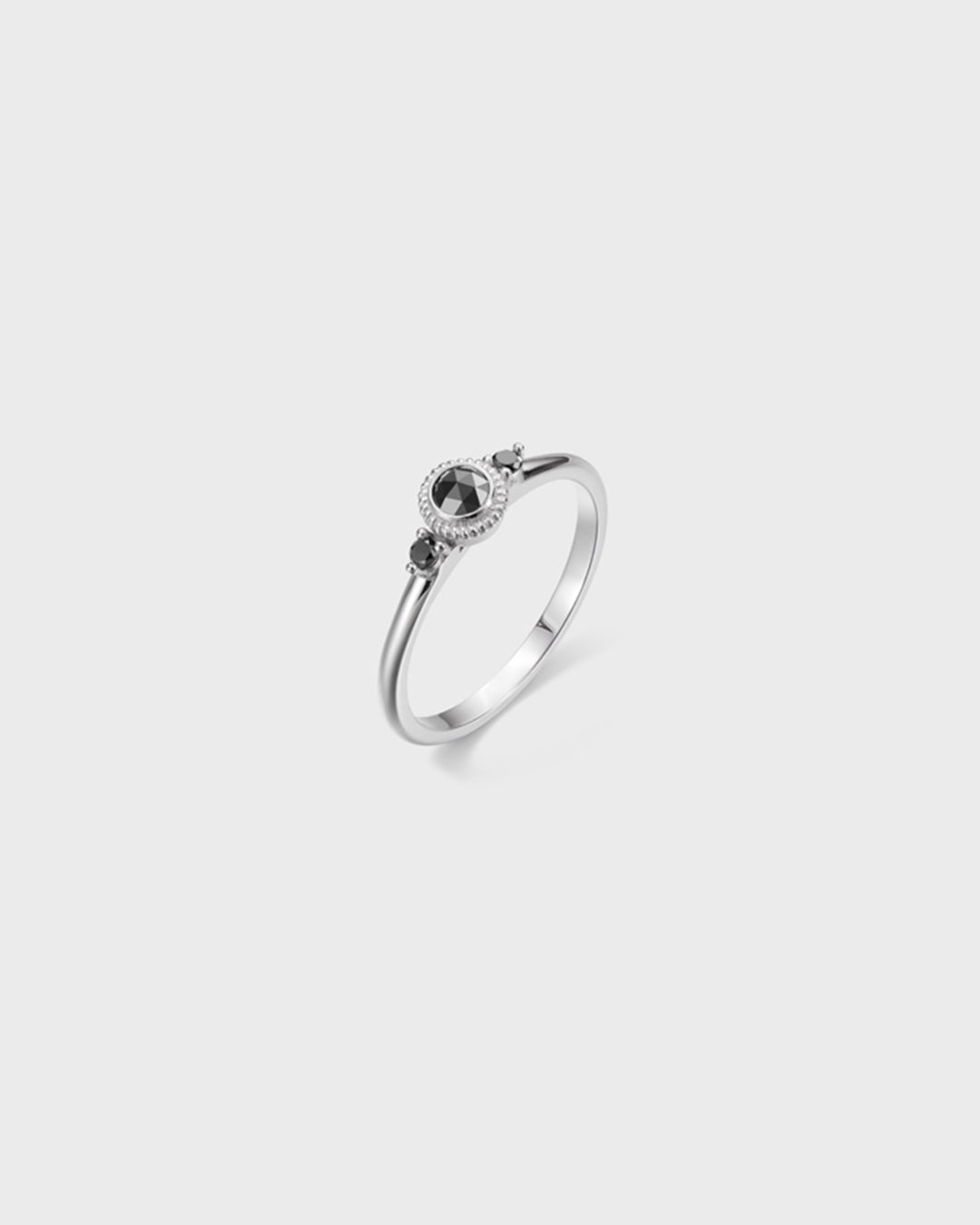 Valittu-timanttisormus 2x0,03ct 1x0,17ct valkokulta