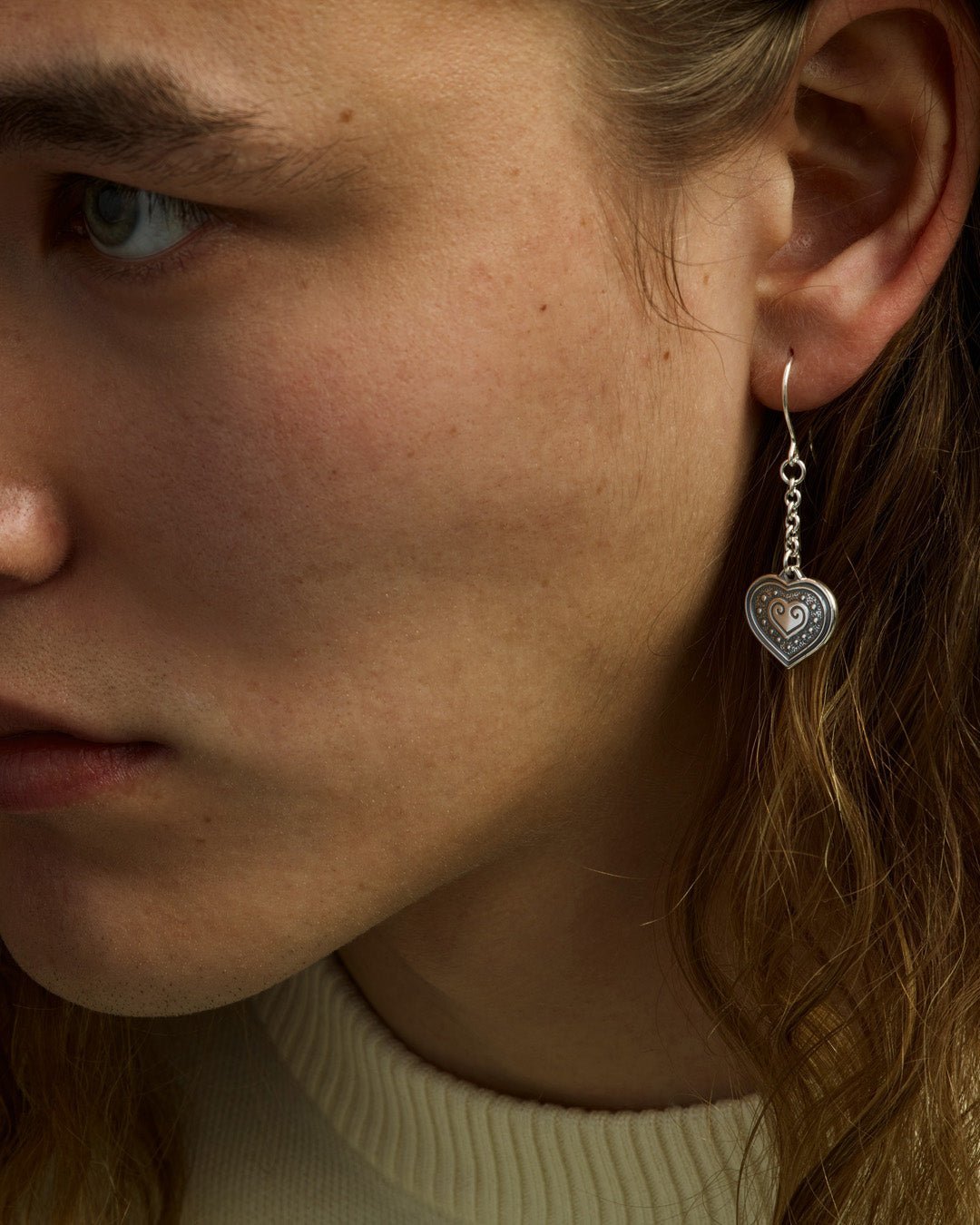 Eura Heart single earring silver