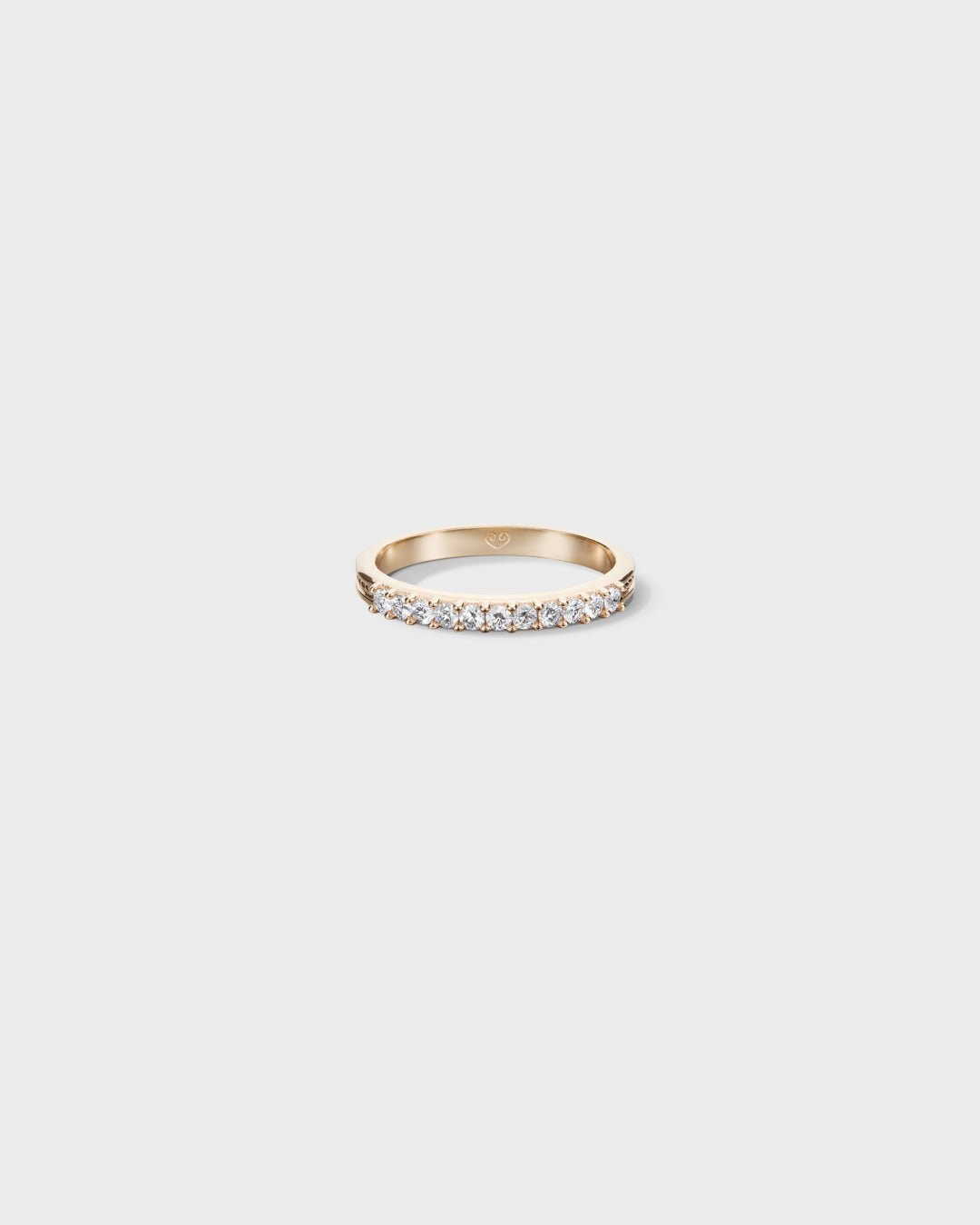 Ikiaikainen-sormus 11x0,02ct kulta