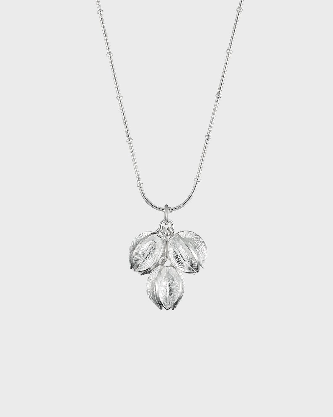 Snow Flower pendant Silver