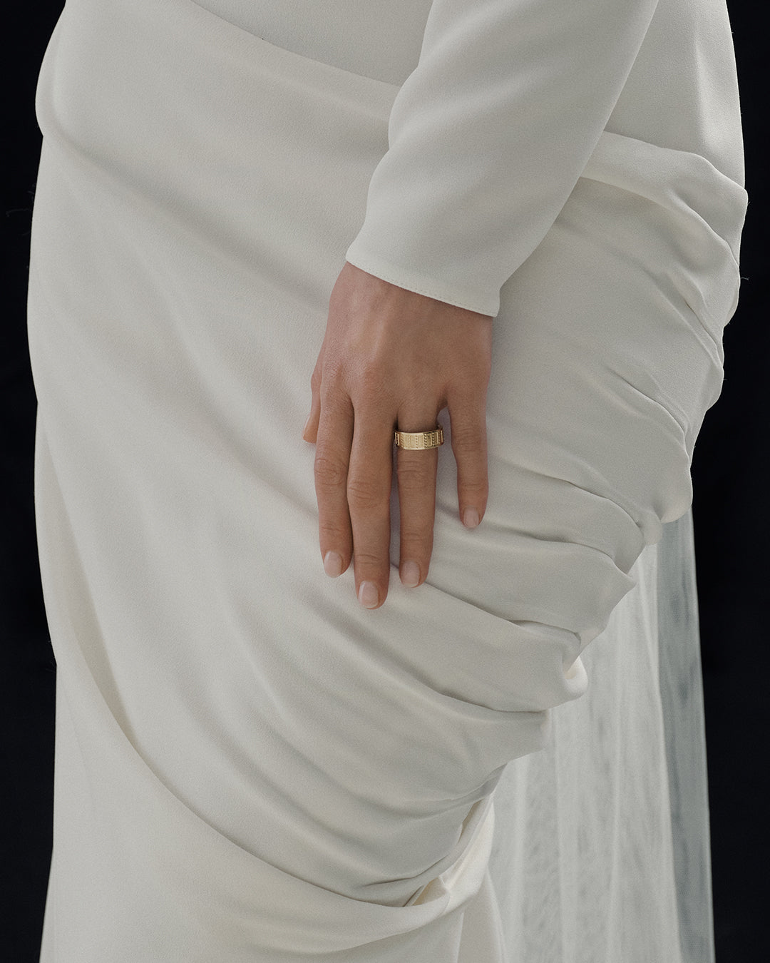 Legend Ring gold