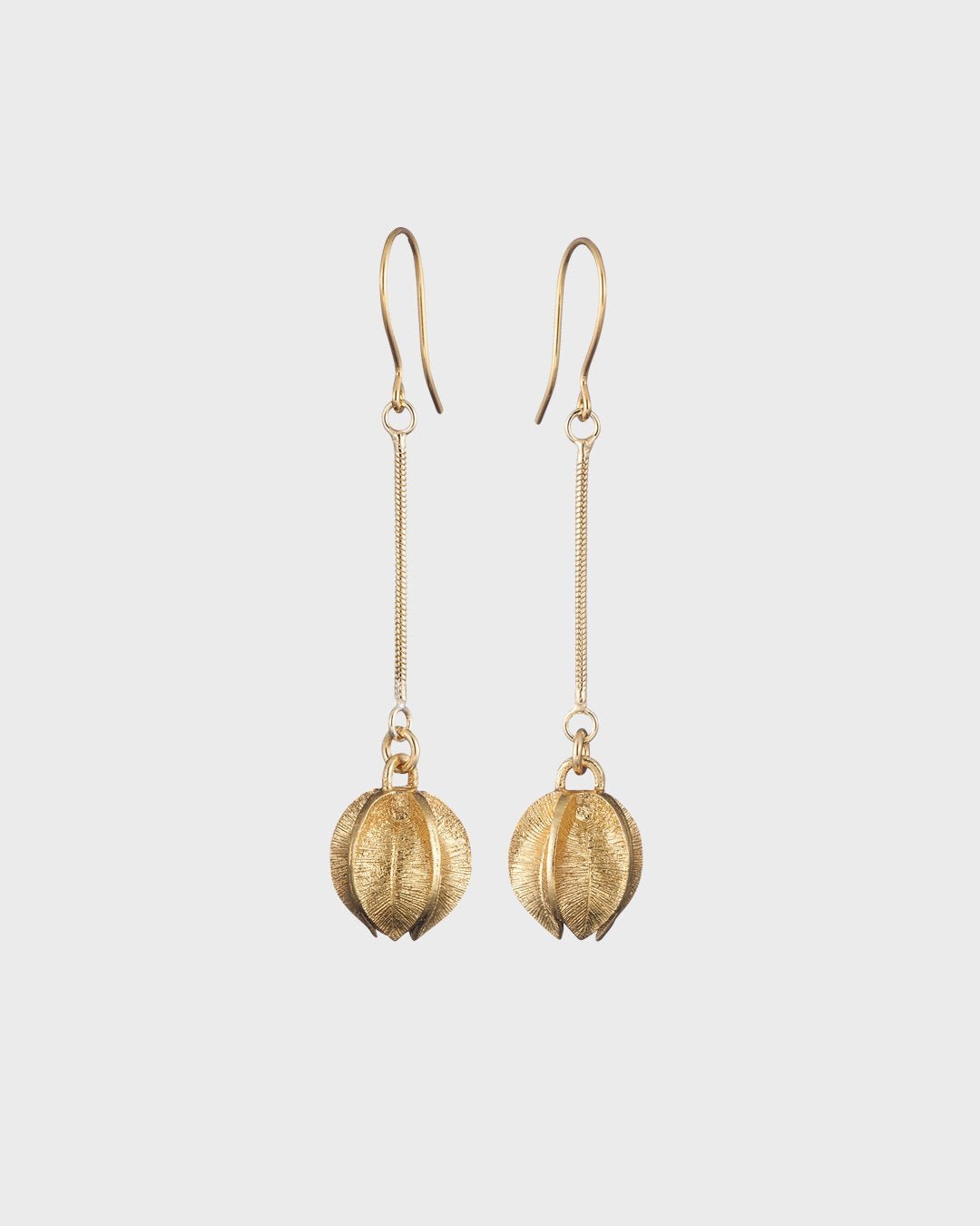 Snow Flower Chain Earrings bronze