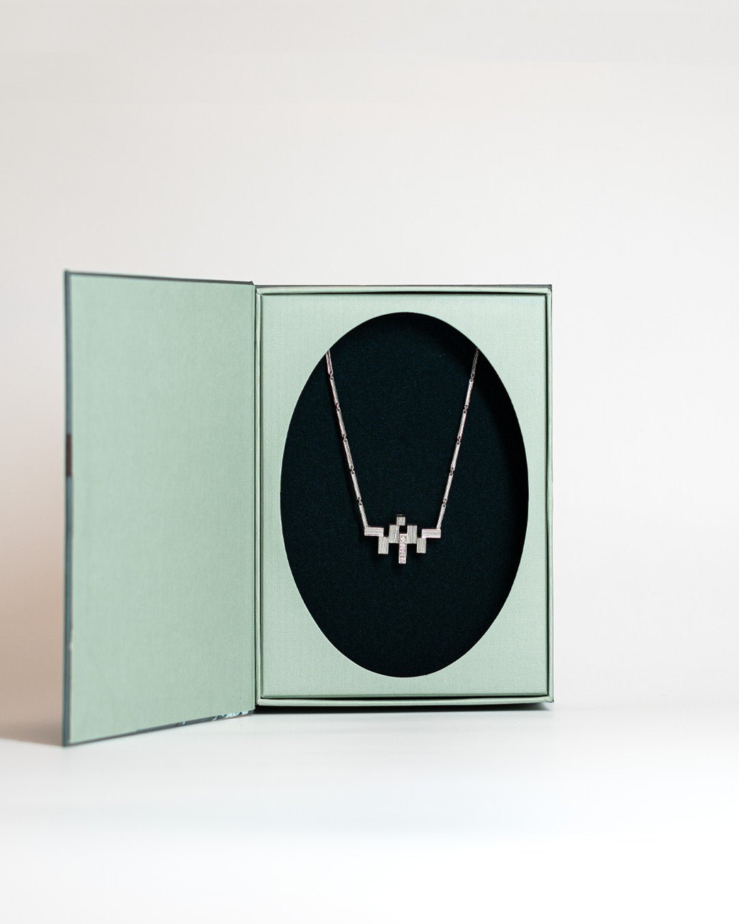 Amore Necklace 4x0,03 white gold