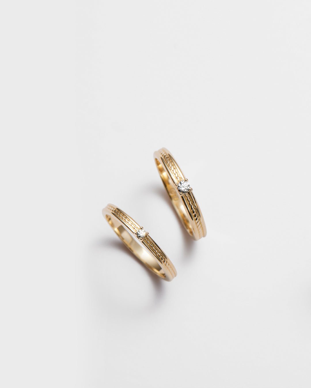 Ikiaikainen-sormus 1x0,02ct kulta